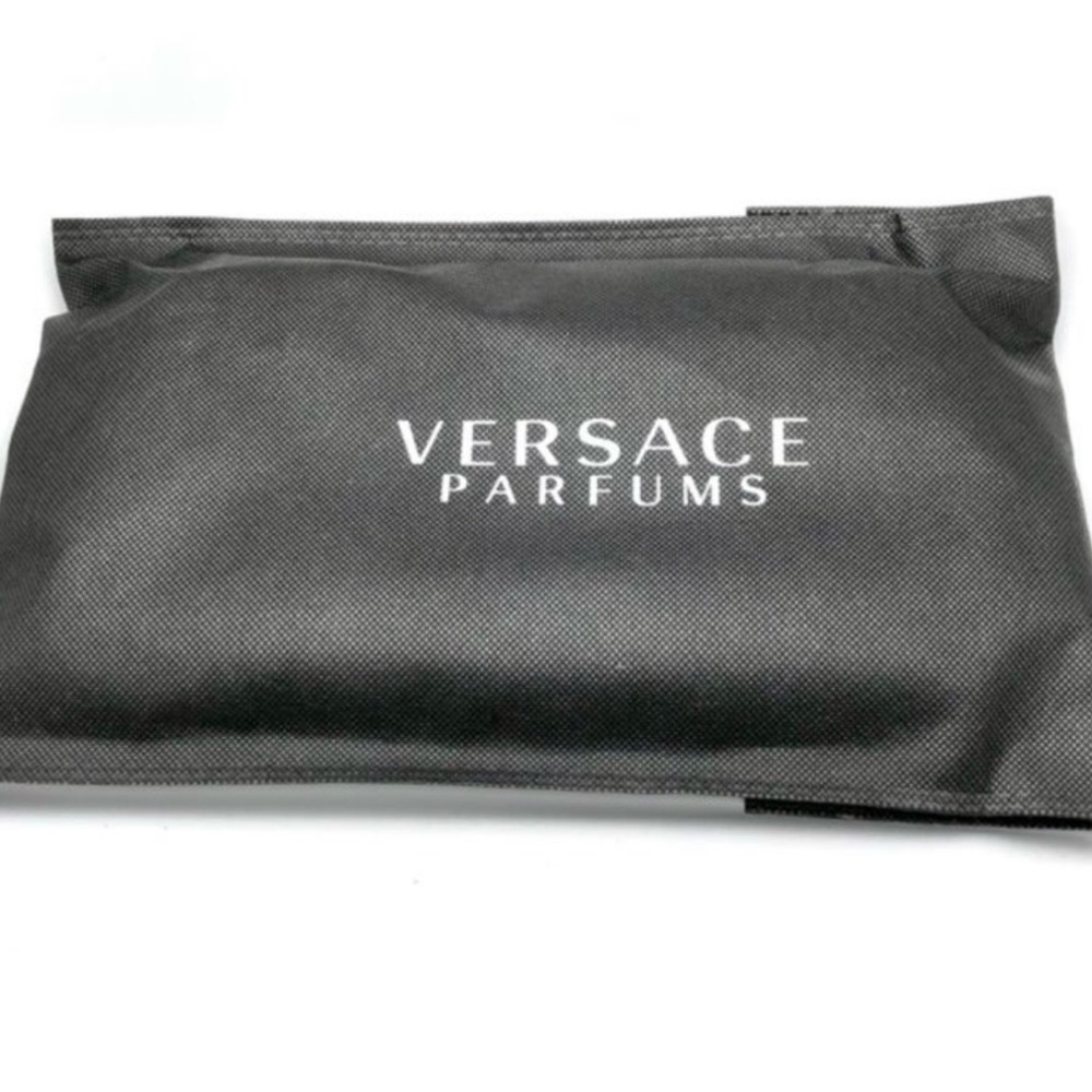 Versace - Picture 8 of 8